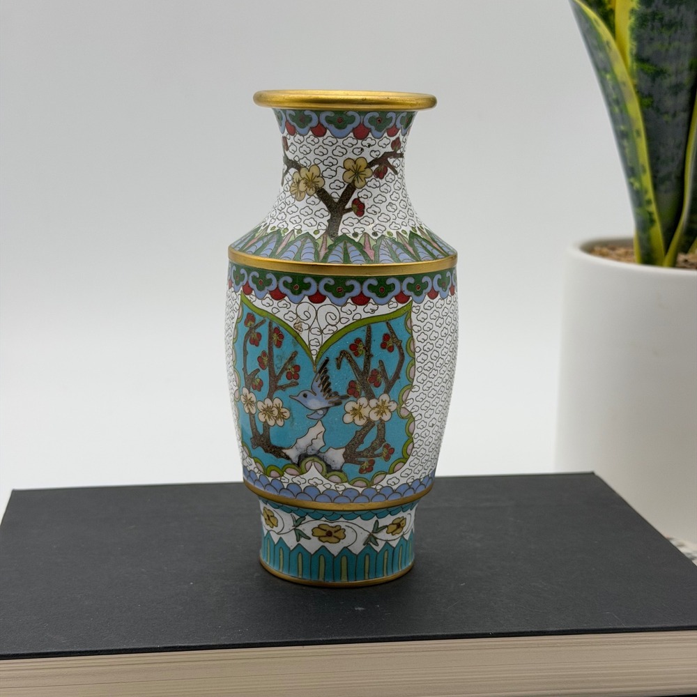 Vintage Cloisonne Enamel Bird and Floral Bud Vase White Blue Gold 6"